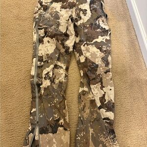 Prois veil camo rain pants